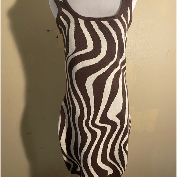 Fashion nova brown mini dress 🤎🤎 - Picture 1 of 1